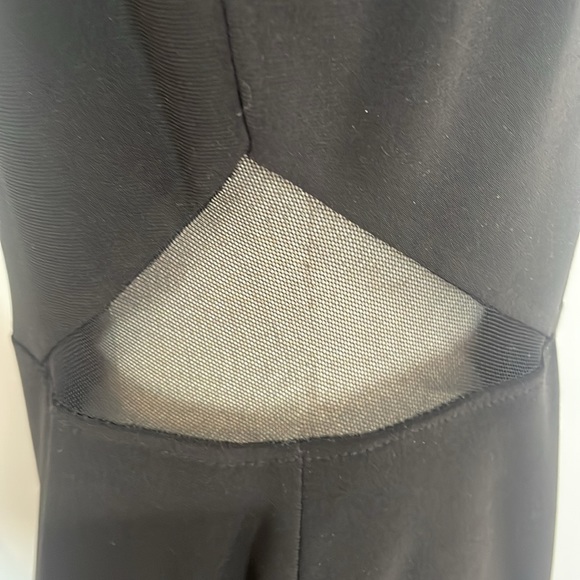 Bebe dress off the shoulder sexy illusion side cutouts mini black womens size 12 - Picture 6 of 15